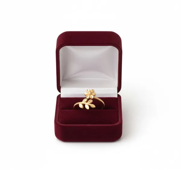 Gold_Petal_Ring_For_Women